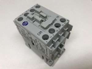 069. Kontaktor 9a
