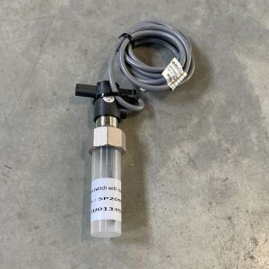 Vatten flödes brytare with connector